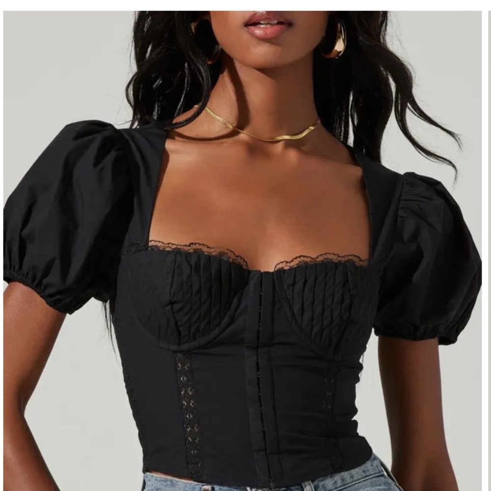 Astr the label - hook and eye corset top, very flattering